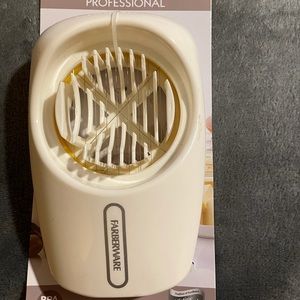 Egg Slicer - Farberware